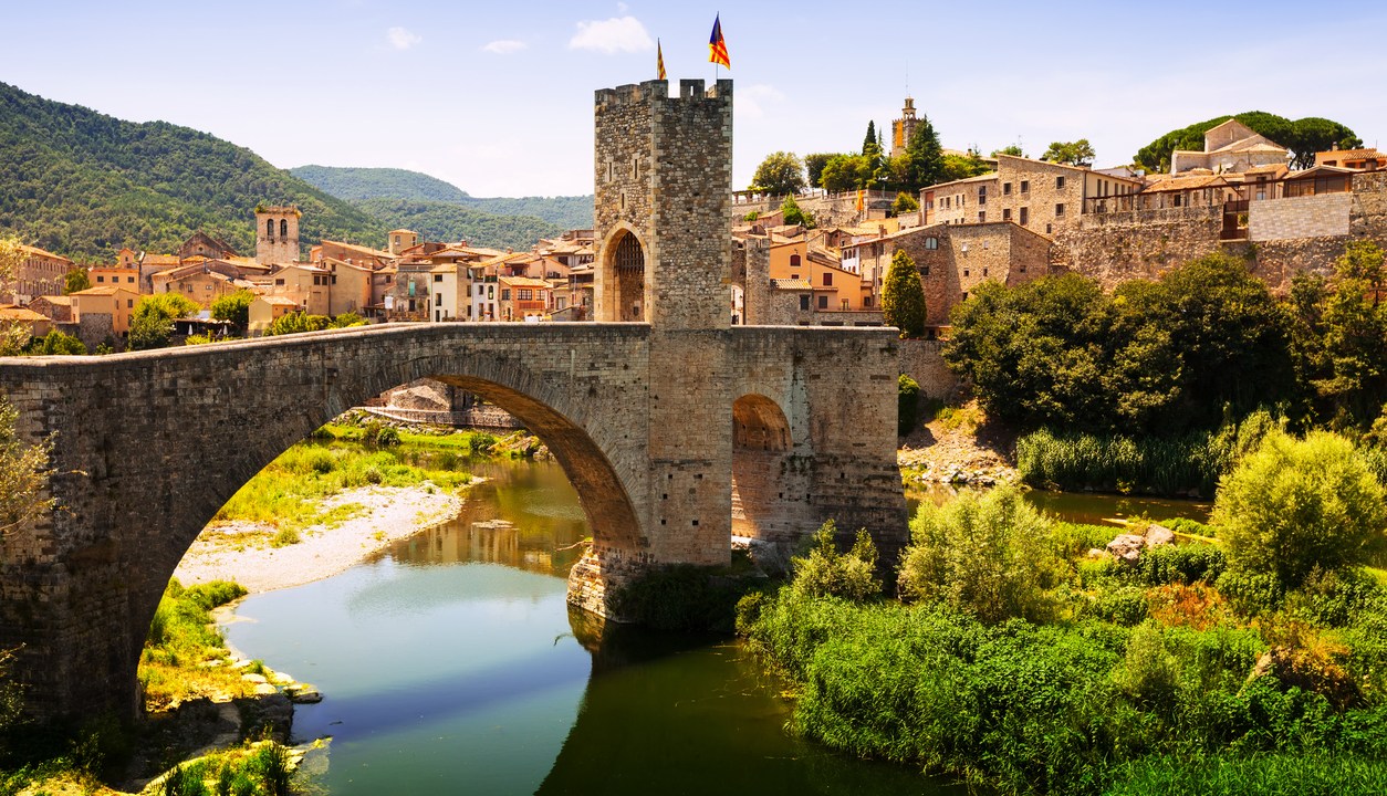 Cidade medieval de Besalú, na Catalunha