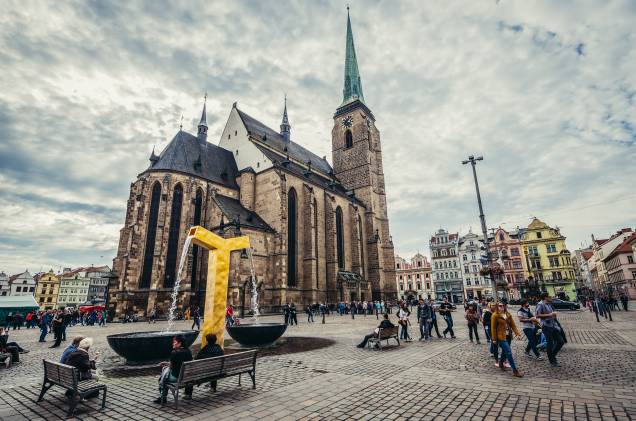 <strong>Pilsen, República Tcheca</strong> <a href="https://viajeaqui.abril.com.br/cidades/republica-tcheca-pilsen-plzen">Pilsen </a>(ou Plzen), fica na região da Boêmia. Esse binômio não é só sinônimo de cerveja como aqui é cultivado um dos mais característicos lúpulos (foto) do planeta. É ele que dá o característico amargor à bebida e é exportado para o mundo inteiro <strong>Pilsen, República Tcheca</strong> <a href="https://viajeaqui.abril.com.br/cidades/republica-tcheca-pilsen-plzen">Pilsen </a>(ou Plzen), fica na região da Boêmia. Esse binômio não é só sinônimo de cerveja como aqui é cultivado um dos mais característicos lúpulos (foto) do planeta. É ele que dá o característico amargor à bebida e é exportado para o mundo inteiro