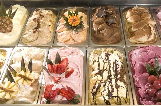 A sorveteria preza pela apresentação dos seus sabores - todos são decorados com frutas e doces referentes a cada sabor