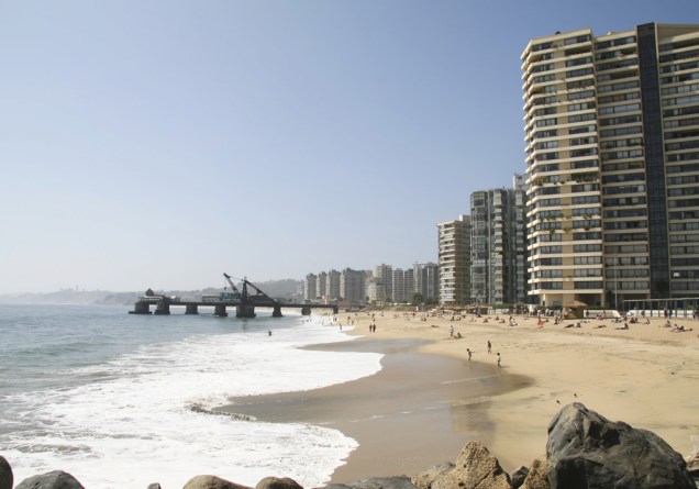 À beira do Oceano Pacífico, Viña del Mar é o principal destino de verão dos moradores de Santiago