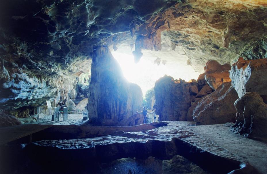 A Gruta de Maquiné, uma das mais belas do Brasil aberta à visitação, é o cartão-postal de Cordisburgo