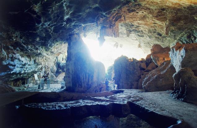 A Gruta de Maquiné, uma das mais belas do Brasil aberta à visitação, é o cartão-postal de Cordisburgo A Gruta de Maquiné, uma das mais belas do Brasil aberta à visitação, é o cartão-postal de Cordisburgo