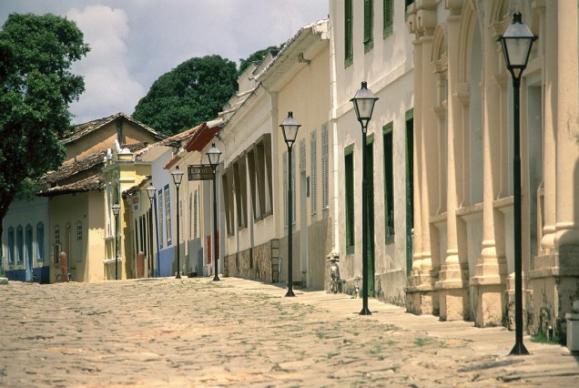 Com arquitetura colonial e calçamento de pedra, o Centro de Goiás reúne igrejas e museus