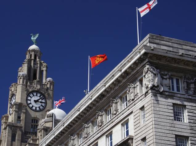 O monumento Royal Liver Building foi construído no século 19, em Liverpool