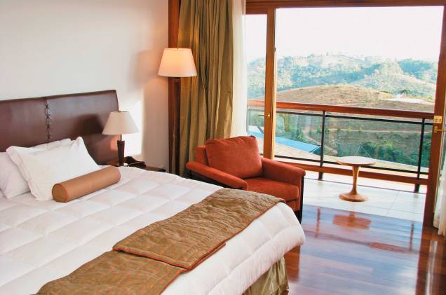 <strong>2. <a href="https://viajeaqui.abril.com.br/estabelecimentos/br-sp-campos-do-jordao-hospedagem-blue-mountain-hotel-spa" rel="Blue Mountain Hotel & Spa" target="_blank">Blue Mountain Hotel & Spa</a></strong> O hotel fica no topo de uma montanha, com vistas para a serra e para a mata fechada <a href="https://www.booking.com/hotel/br/blue-mountain-spa.pt-br.html?aid=332455&label=viagemabril-camposdojordao" rel="Faça sua reserva no Blue Mountain Hotel & Spa pelo Booking.com" target="_blank">Faça sua reserva no Blue Mountain Hotel & Spa pelo Booking.com</a> <strong>2. <a href="https://viajeaqui.abril.com.br/estabelecimentos/br-sp-campos-do-jordao-hospedagem-blue-mountain-hotel-spa" rel="Blue Mountain Hotel & Spa" target="_blank">Blue Mountain Hotel & Spa</a></strong> O hotel fica no topo de uma montanha, com vistas para a serra e para a mata fechada <a href="https://www.booking.com/hotel/br/blue-mountain-spa.pt-br.html?aid=332455&label=viagemabril-camposdojordao" rel="Faça sua reserva no Blue Mountain Hotel & Spa pelo Booking.com" target="_blank">Faça sua reserva no Blue Mountain Hotel & Spa pelo Booking.com</a>