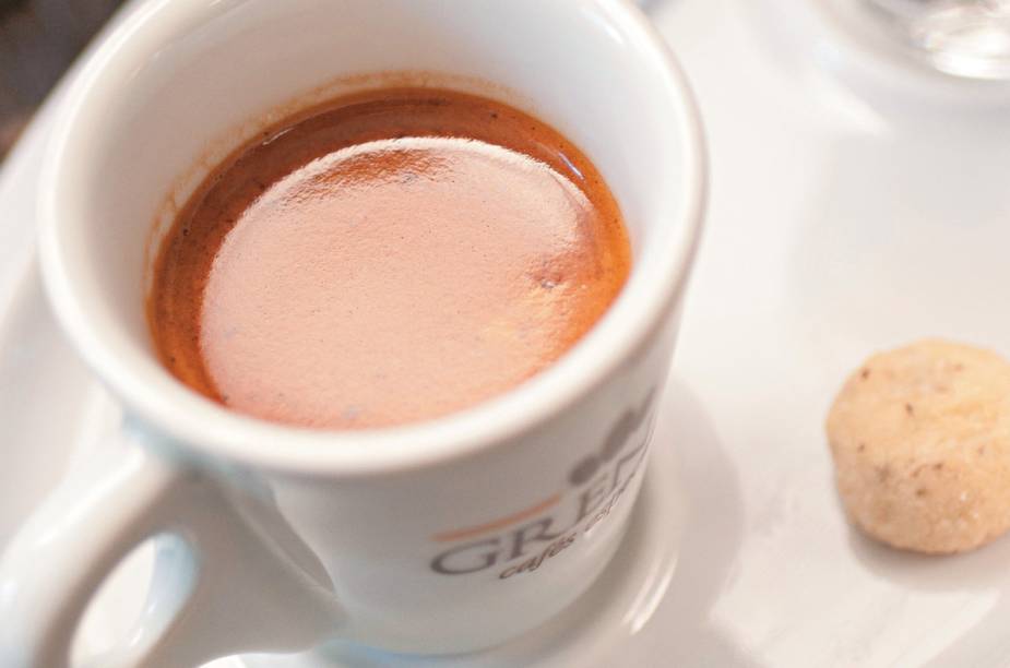 Café com picolé de coco, da cafeteria Grenat Cafés Especiais, Brasília Café com picolé de coco, da cafeteria Grenat Cafés Especiais, Brasília