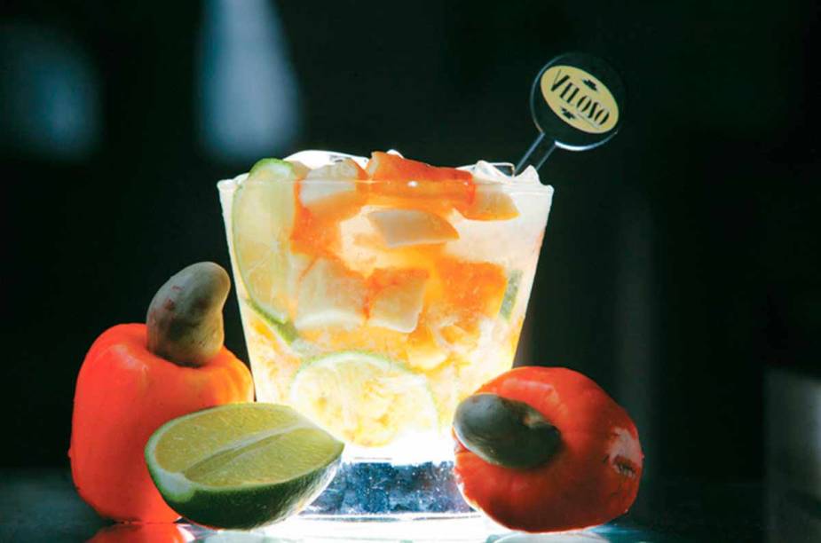 Caipirinha de caju com limão, do Bar Veloso.