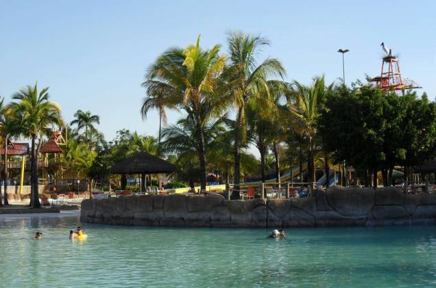 Piscina do parque aquático Thermas dos Laranjais Piscina do parque aquático Thermas dos Laranjais