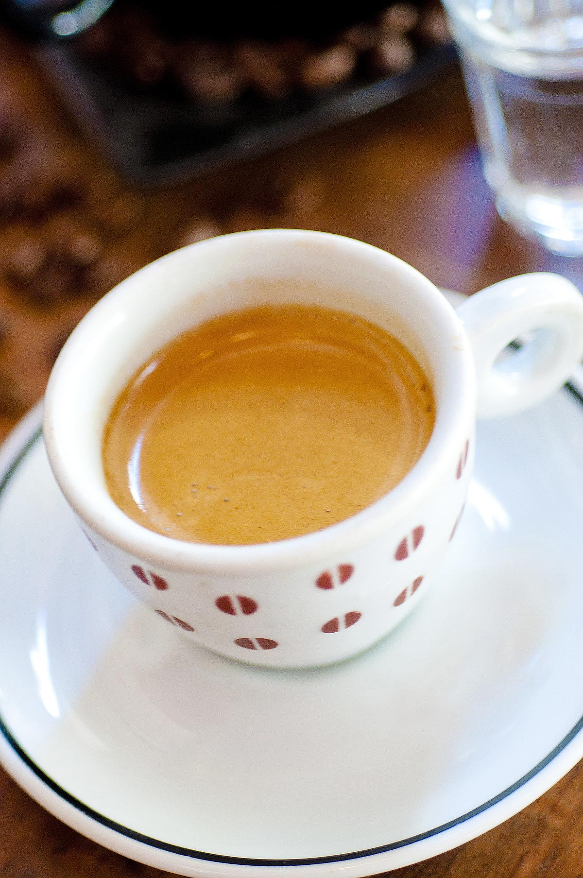Xícara de expresso exclusivo do Café Tabaco, em Vitória (ES)