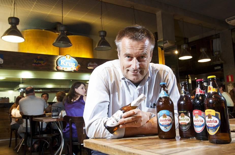 Hervig Gangl, fundador da microcervejaria Krug Bier, em Belo Horizonte (MG)