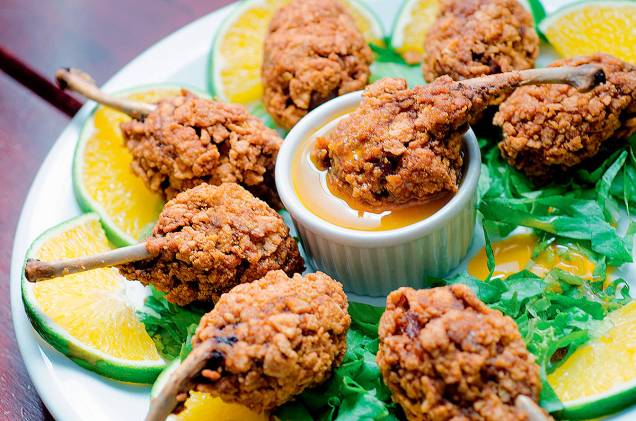 Tulipa de frango com molho de tangerina Tulipa de frango com molho de tangerina