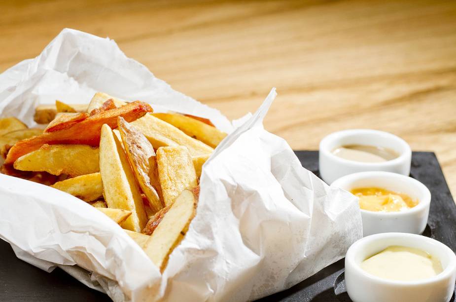 Porção de batata frita do restaurante Irajá, no Rio