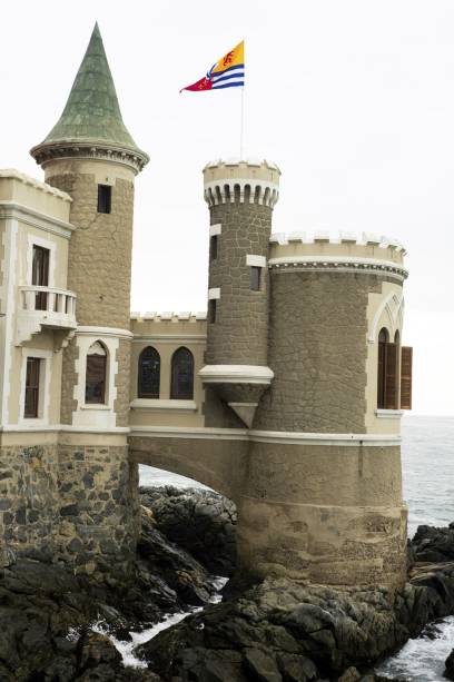 Em estilo medieval, o Palácio Brunet, erguido na década de 20 à beira-mar, foi declarado monumento histórico de Viña Em estilo medieval, o Palácio Brunet, erguido na década de 20 à beira-mar, foi declarado monumento histórico de Viña