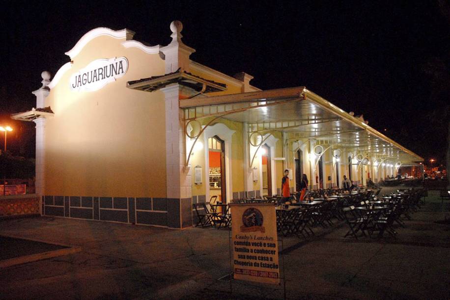 Choperia da Estação, na antiga Estação da Cia. Mogiana de Estradas de Ferro Choperia da Estação, na antiga Estação da Cia. Mogiana de Estradas de Ferro