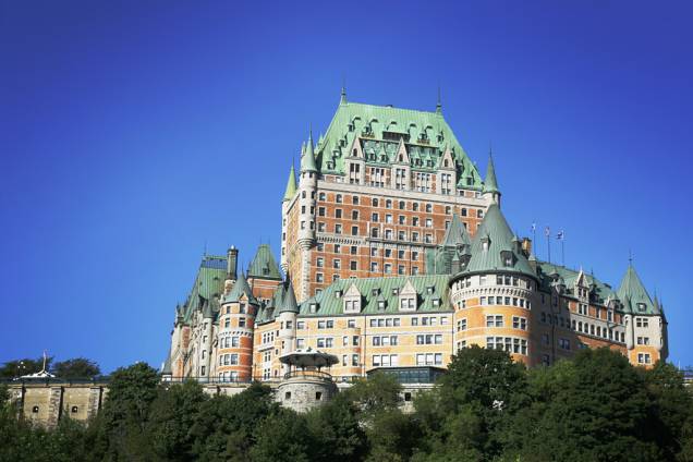 Inaugurado no século 19, o Château Frontenac tem mais de 600 quartos é um dos hotéis mais famosos do Canadá