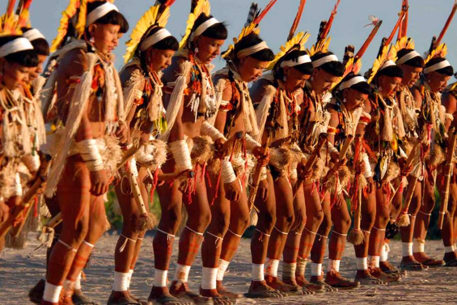 O <strong>Yaokwa </strong>é um ritual do povo Enawene Nawe, que vive no Mato Grosso, <strong>Brasil</strong>. No ritual, que dura sete meses, cada grupo da tribo é responsável por uma tarefa como pesca ou produção de alimentos. O objetivo é homenagear os espíritos Yakairiti para manter a ordem cósmica e social O <strong>Yaokwa </strong>é um ritual do povo Enawene Nawe, que vive no Mato Grosso, <strong>Brasil</strong>. No ritual, que dura sete meses, cada grupo da tribo é responsável por uma tarefa como pesca ou produção de alimentos. O objetivo é homenagear os espíritos Yakairiti para manter a ordem cósmica e social