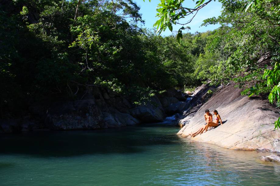 A Praia Brava é a mais badalada e procurada pelos surfistas. Quando cai a noite, é uma boa opção para quem gosta de agito