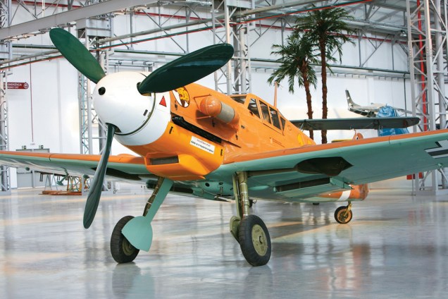 Avião modelo Messerschmitt BF 109 G-4 Trop, exposto no Museu TAM, a principal atração de São Carlos (SP)