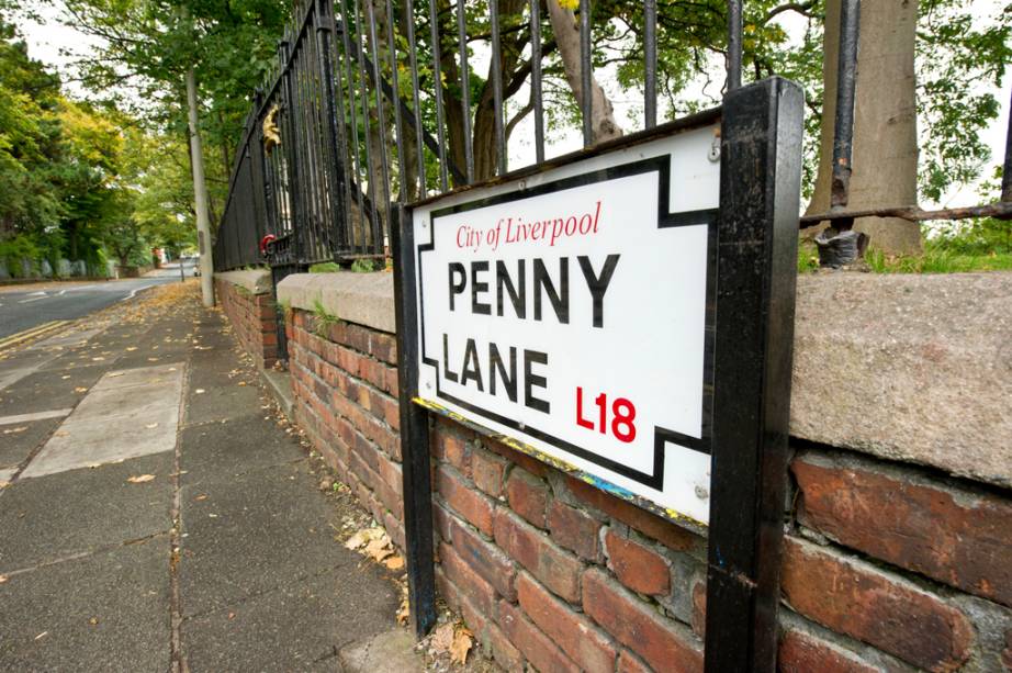 Nome que serviu de inspiração para uma canção dos Beatles, Penny Lane é também o nome de uma rua em Liverpool e sua placa é uma das mais furtadas do planeta