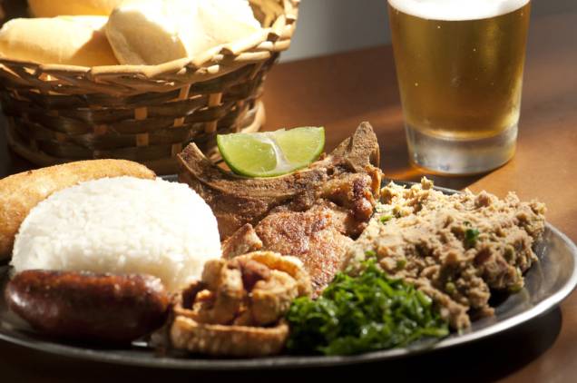 Virado à paulista, do restaurante Gijos Virado à paulista, do restaurante Gijos