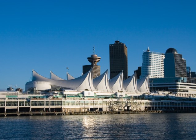 <strong>5 - <a href="https://viajeaqui.abril.com.br/cidades/canada-vancouver" rel="Vancouver">Vancouver</a></strong><br />    <strong>País:</strong> Canadá<br />    <strong>População:</strong> 603 mil habitantes<br />    <strong>Área:</strong> 114,7 km²