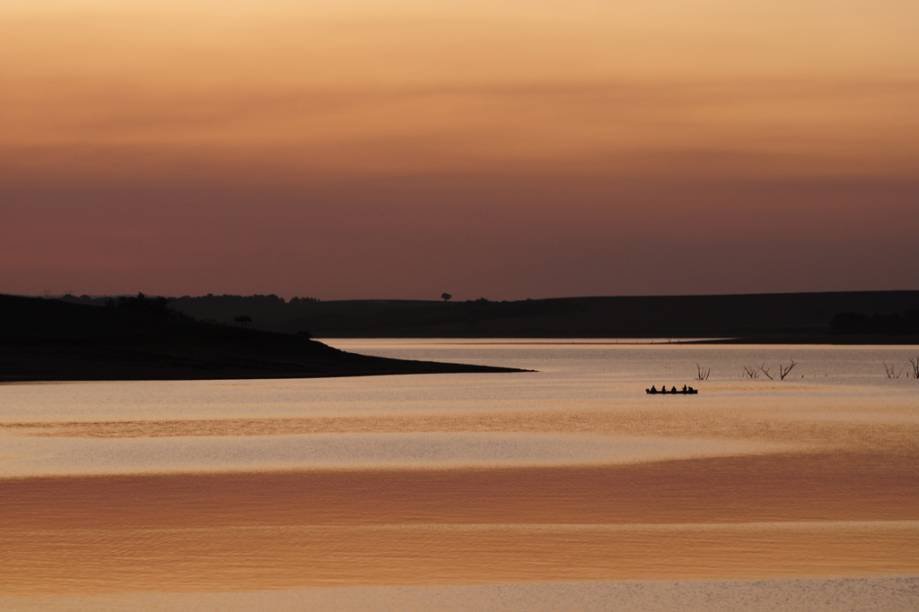 Lago de Furnas, em <a href="https://viajeaqui.abril.com.br/estados/br-minas-gerais" rel="Minas Gerais" target="_blank">Minas Gerais</a>