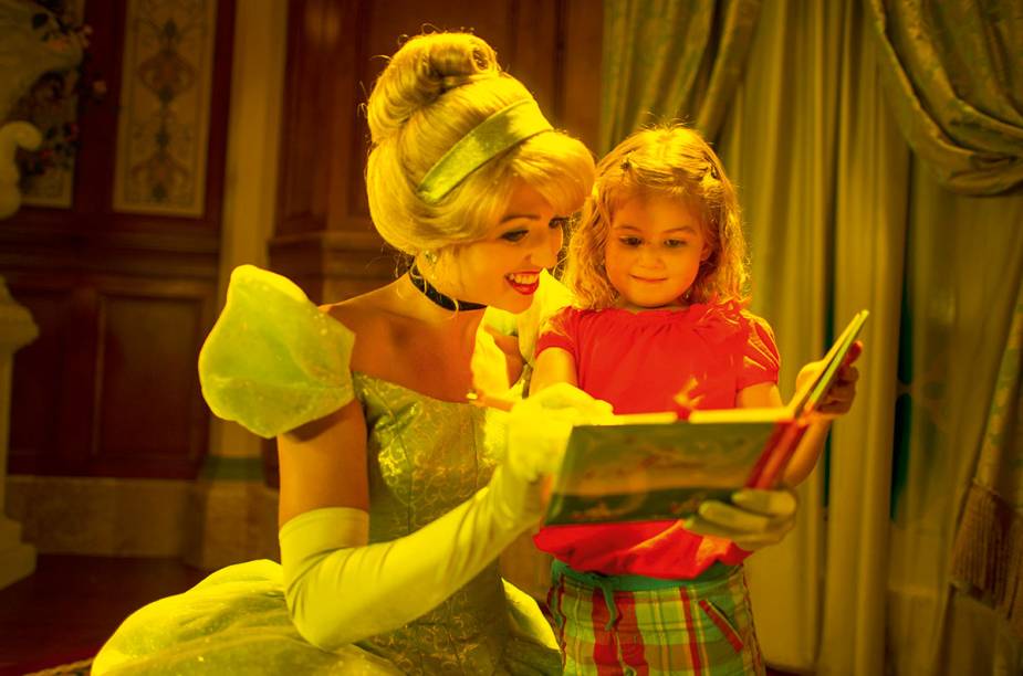 Cinderela no Princess Fairytale Hall Cinderela no Princess Fairytale Hall