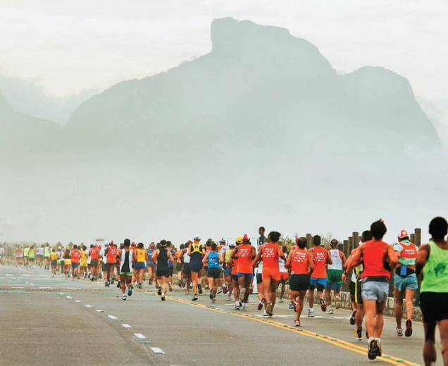 Os morros cariocas na rota dos corredores Os morros cariocas na rota dos corredores