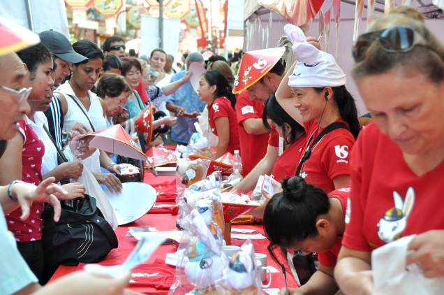 A festa do Ano-Novo Chinês no bairro da Liberdade, em São Paulo, reúne barraquinhas de comidas típicas e artesanato A festa do Ano-Novo Chinês no bairro da Liberdade, em São Paulo, reúne barraquinhas de comidas típicas e artesanato