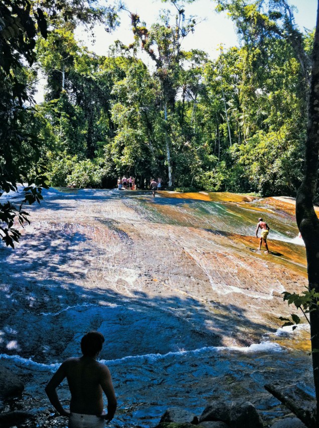 A divertida Cachoeira do Tobogã