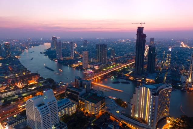 1.º lugar: <a href="https://viajeaqui.abril.com.br/cidades/tailandia-bangcoc" rel="Bangcoc" target="_blank"><strong>Bangcoc</strong></a>, <strong>Tailândia</strong><br /> A pulsante e exótica capital tailandesa recebe viajantes do mundo todo: cidade respira ares cosmopolitas, mas mantém seu ritmo de vida autêntico junto ao Rio Chao Phraya. 1.º lugar: <a href="https://viajeaqui.abril.com.br/cidades/tailandia-bangcoc" rel="Bangcoc" target="_blank"><strong>Bangcoc</strong></a>, <strong>Tailândia</strong><br /> A pulsante e exótica capital tailandesa recebe viajantes do mundo todo: cidade respira ares cosmopolitas, mas mantém seu ritmo de vida autêntico junto ao Rio Chao Phraya.