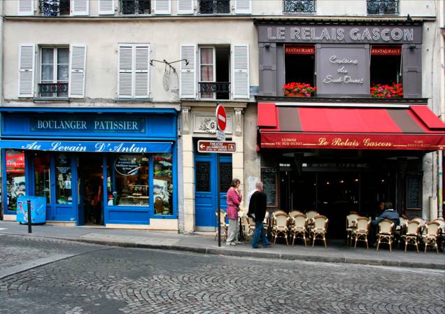 Doceria e bistrô em Montmartre, um dos bairros mais charmosos de Paris