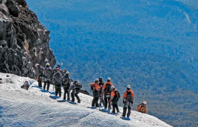 O grupo de escaladores nas neves eternas do Villarrica