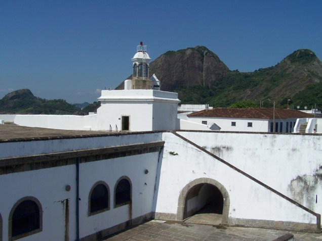 O Forte de Santa Cruz abrigou presos famosos, como Bento Gonçalves e Giuseppe Garibaldi, líderes da RevoluçãoFarroupilha