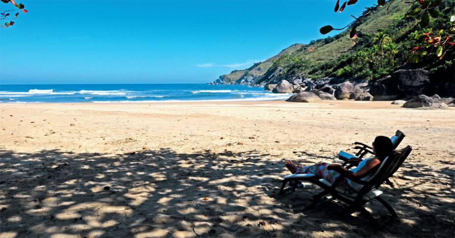 Mãe e filho para o The Topless Tour, nas montanhas de Virgínia, nos EUA