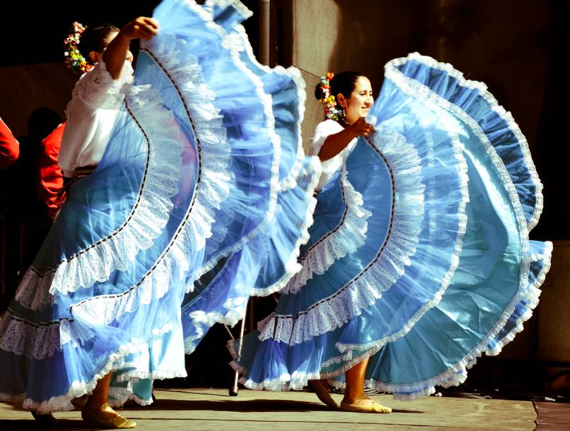 O evento reúne manifestações artísticas, culturais e gastronômicas de diversas nacionalidades