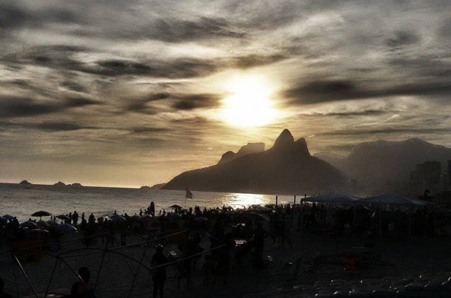 O pôr do sol em Ipanema é bem lindo, do jeito que Daniel Cavalcante De Lima capturou