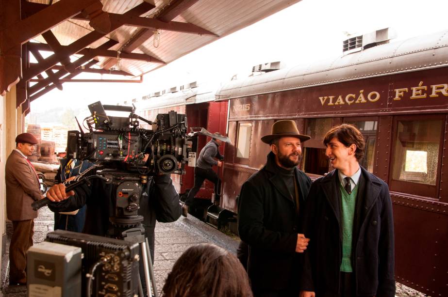 Dirigido e protagonizado pelo ator Selton Mello, o filme é um retrato da região serrada do Rio Grande do Sul na década de 60 Dirigido e protagonizado pelo ator Selton Mello, o filme é um retrato da região serrada do Rio Grande do Sul na década de 60