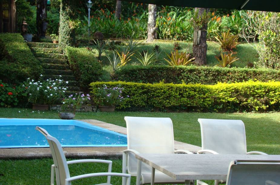 Piscina do hotel-fazenda