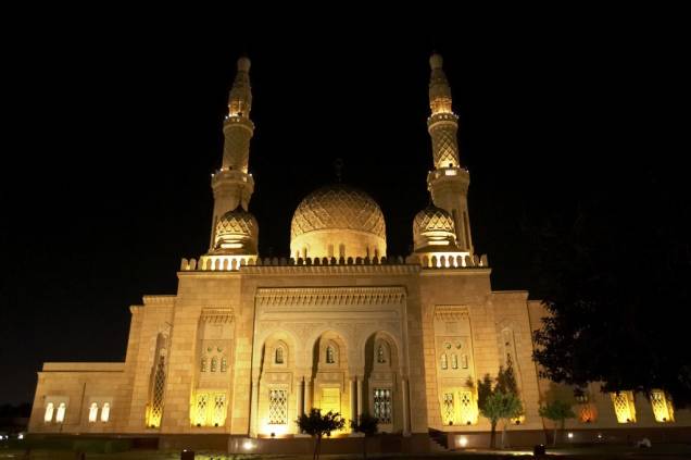 Mesquita Jumeirah, um das atrações mais fotografadas da cidade Mesquita Jumeirah, um das atrações mais fotografadas da cidade