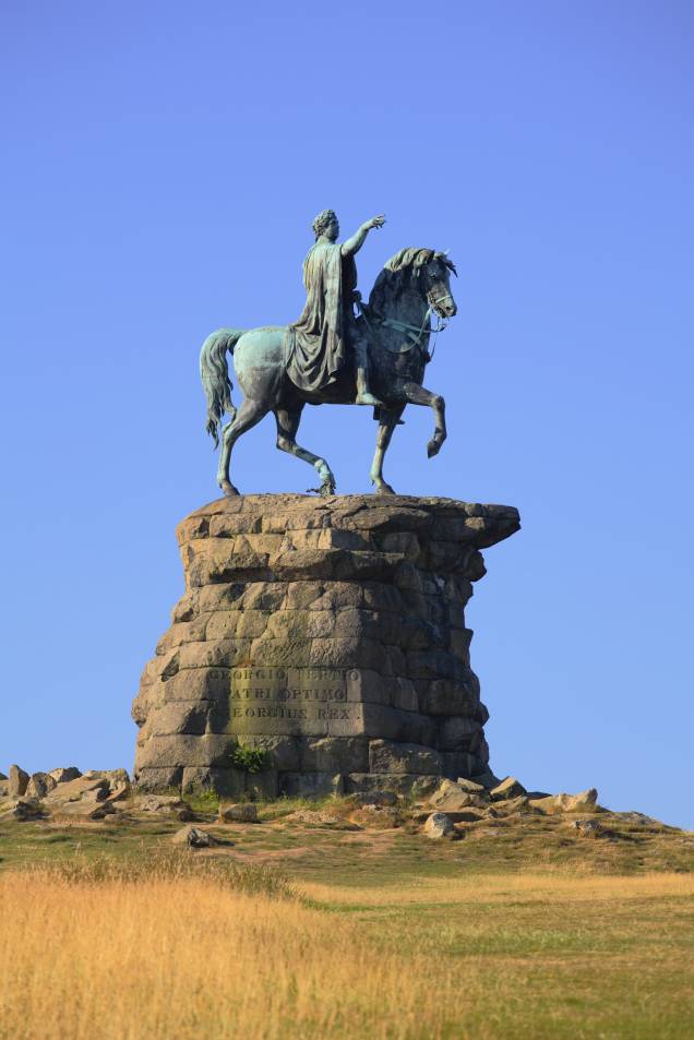 Detalhe da estátua "The Copper Horse", que representa o rei George III, no The Great Park, em Windsor, Inglaterra