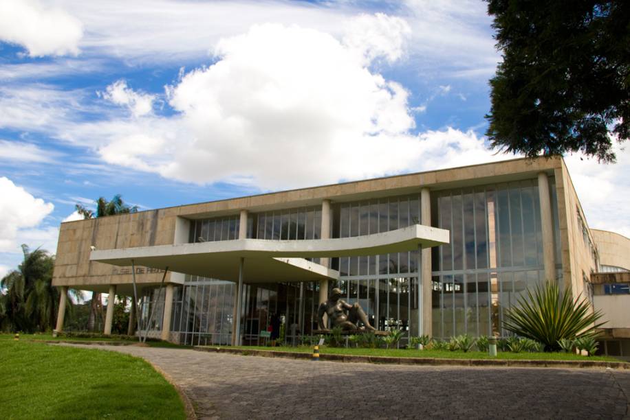 Projetado por Niemeyer, o Museu de Arte da Pampulha integra o Conjunto Arquitetônico da Pampulha