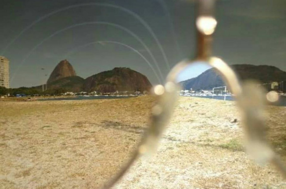 Marcia Netto usou a criatividade e fotografou o Pão de Açúcar por trás das lentes de seu óculos