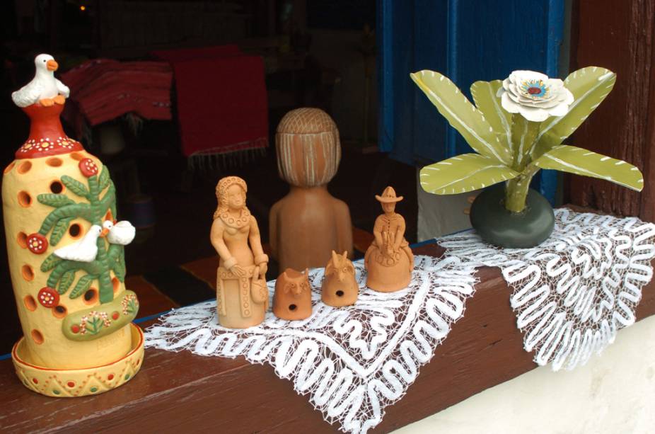 Peças expostas na Casa Açoriana, galeria de arte e museu de arte popular em Florianópolis