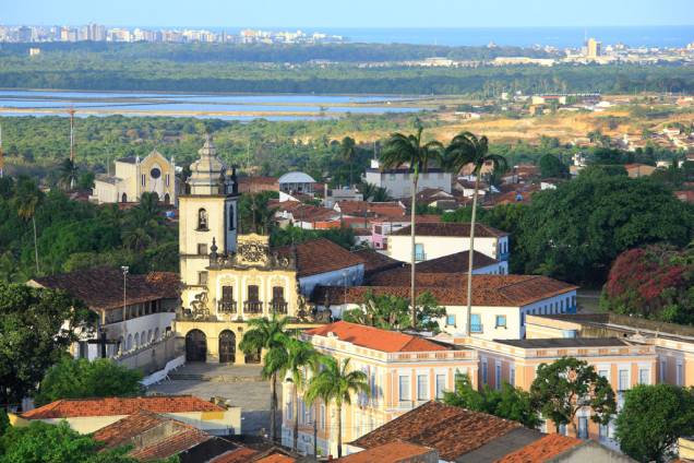 Tombado pelo Patrimônio Histórico, o casario colonial foi erguido longe do mar Tombado pelo Patrimônio Histórico, o casario colonial foi erguido longe do mar