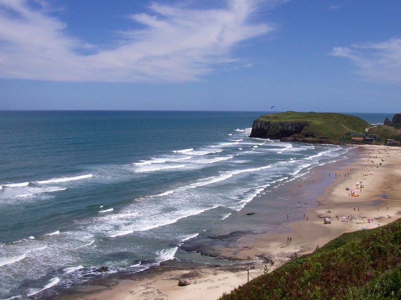 Com muitas pedras, a Prainha não é um dos lugares mais adequados para banho em Torres. No entanto, sua bela visão é uma boa pedida para passeios despreocupados