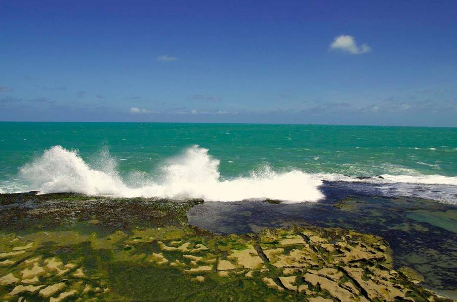 A construção histórica fica na Praia do Forte, a cinco quilômetros do centro de Natal (RN)