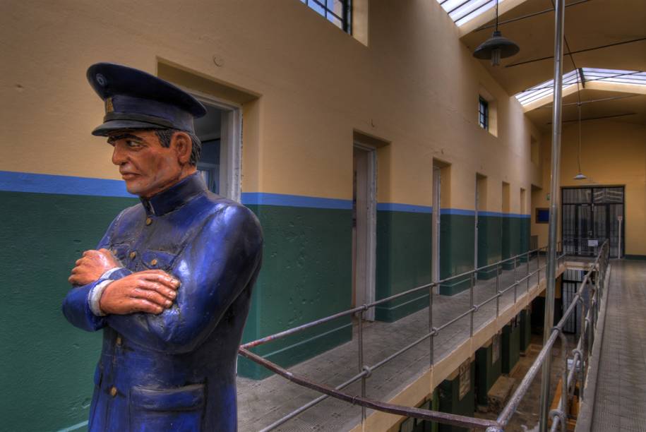 Pelo presídio passaram desde os assassinos perigosos até batedores de carteira ilustres, como Carlos Gardel. O edifício, construído pelos próprios presos, foi transformado no Museu Penitenciário