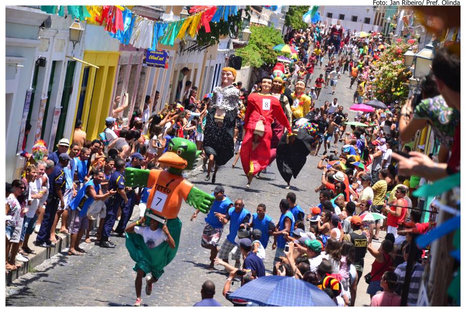 Corrida dos Bonecos Gigantes em Olinda, Pernambuco