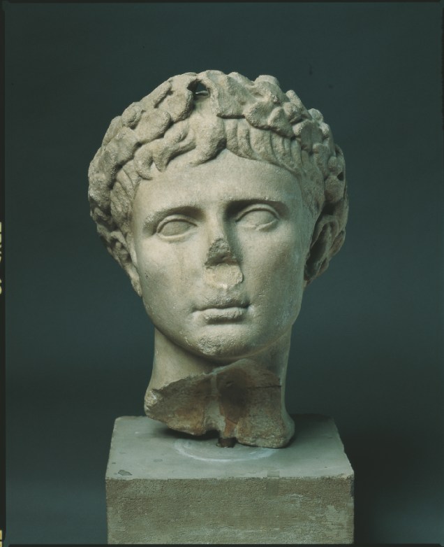 Retrato de Augusto trazido do Museu Arqueológico Nacional de Florença, na Itália, para a mostra Roma – A Vida e os Imperadores, no Masp - Museu de Arte de São Paulo